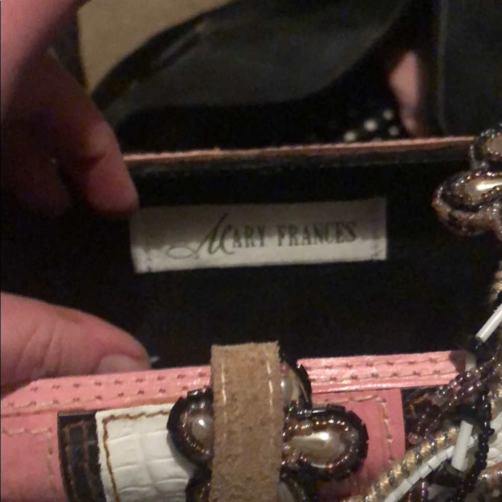 Purse - Picture 3 of 4